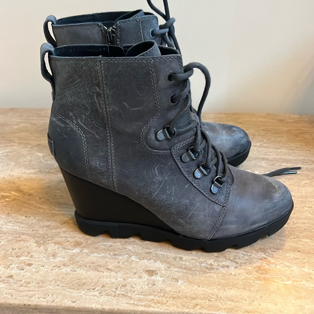 Sorel grey rustic heeled boots